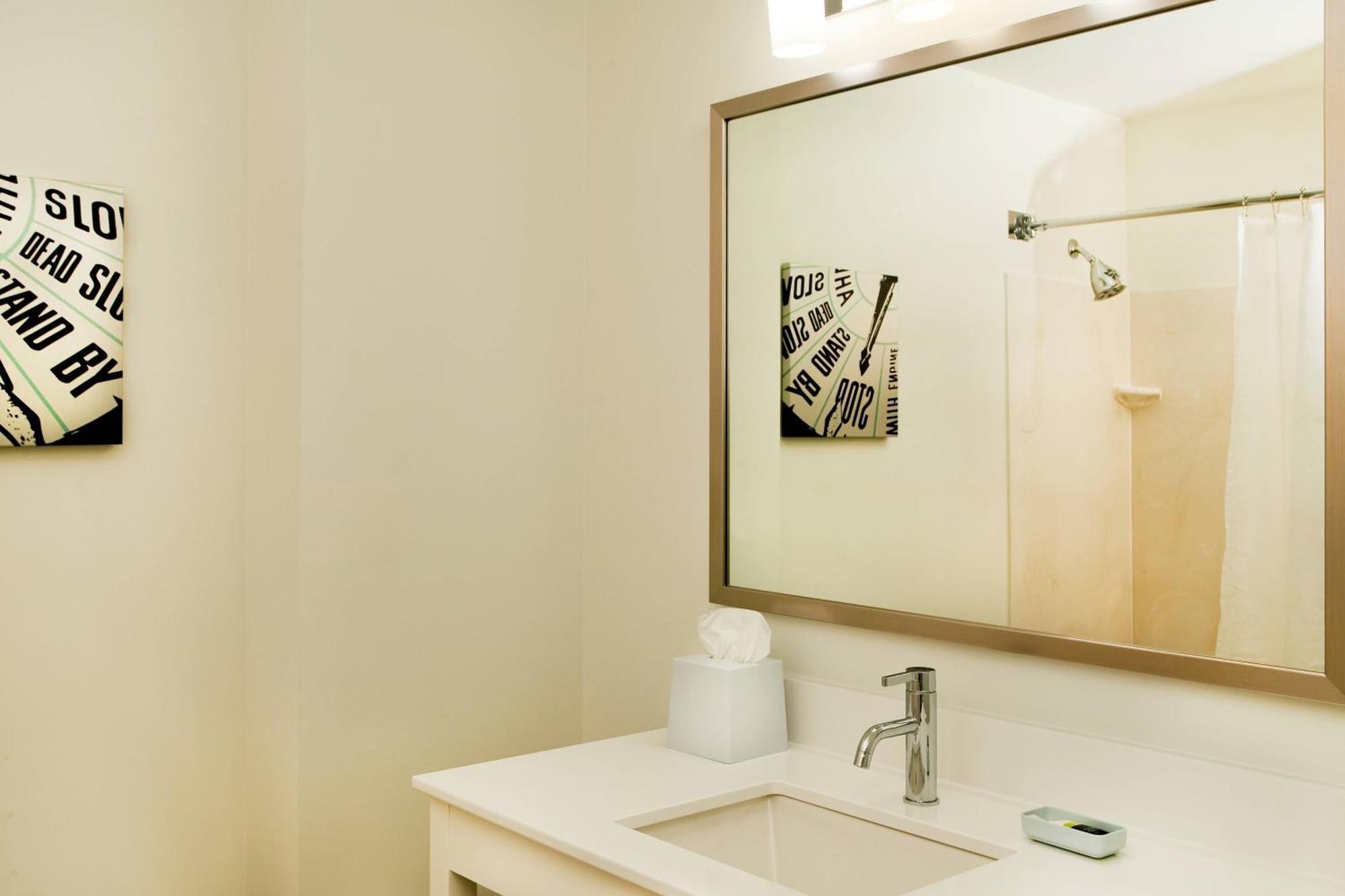 Four Points By Sheraton Louisville Airport Екстер'єр фото