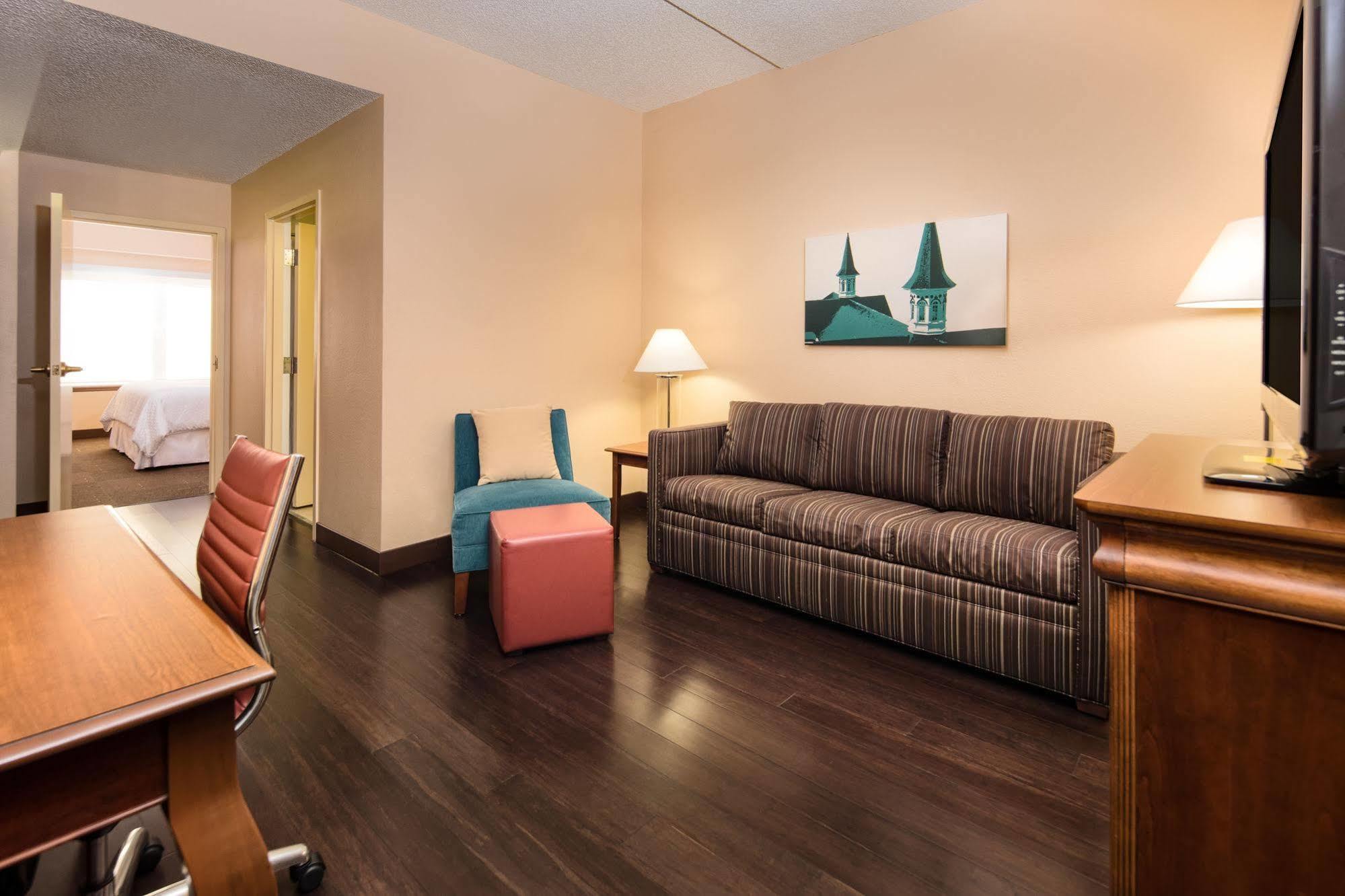 Four Points By Sheraton Louisville Airport Екстер'єр фото
