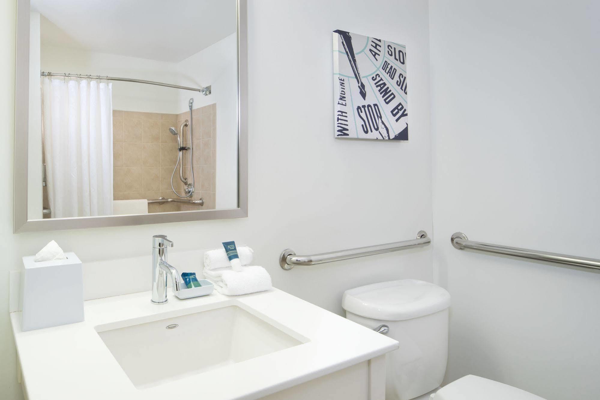Four Points By Sheraton Louisville Airport Екстер'єр фото