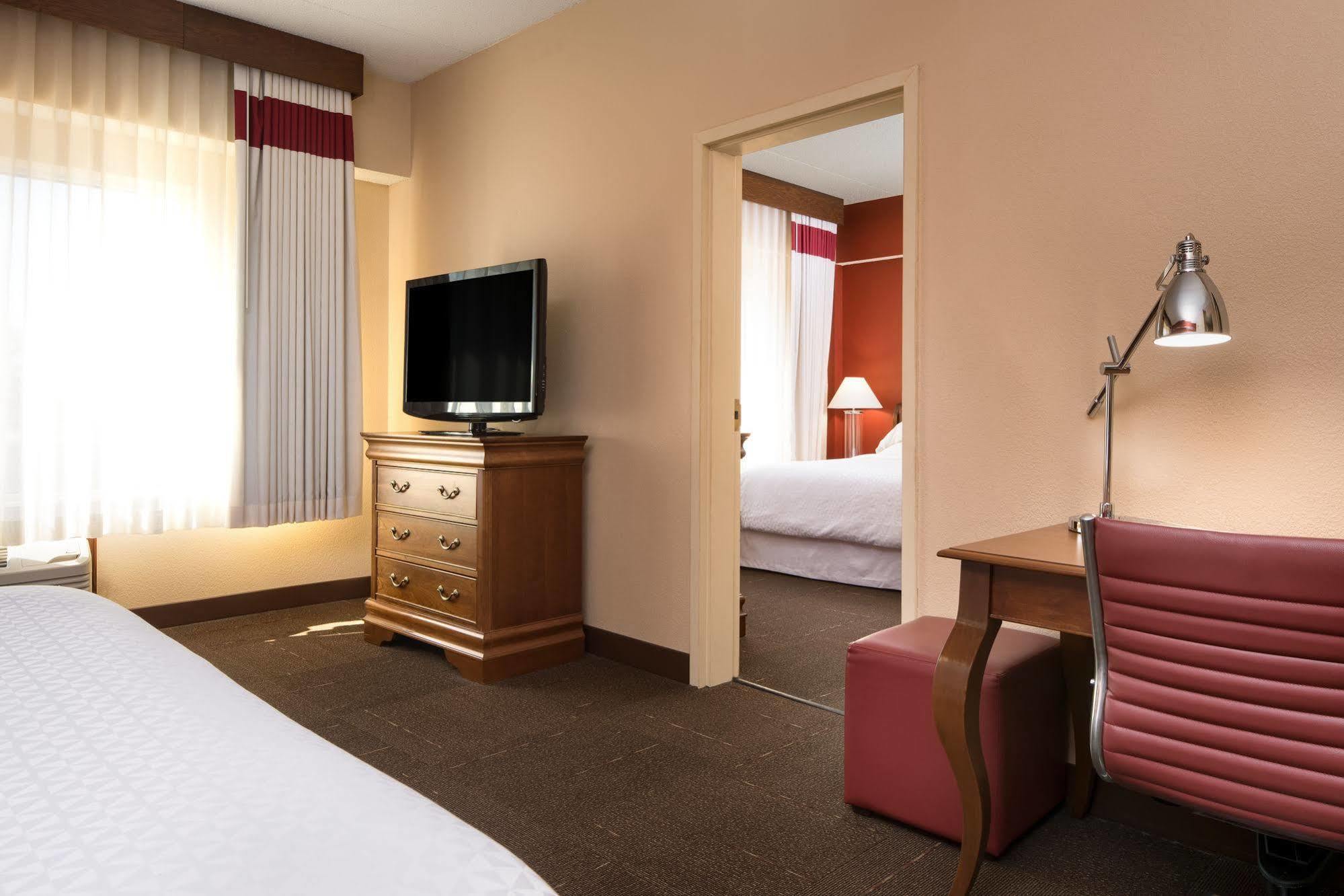 Four Points By Sheraton Louisville Airport Екстер'єр фото
